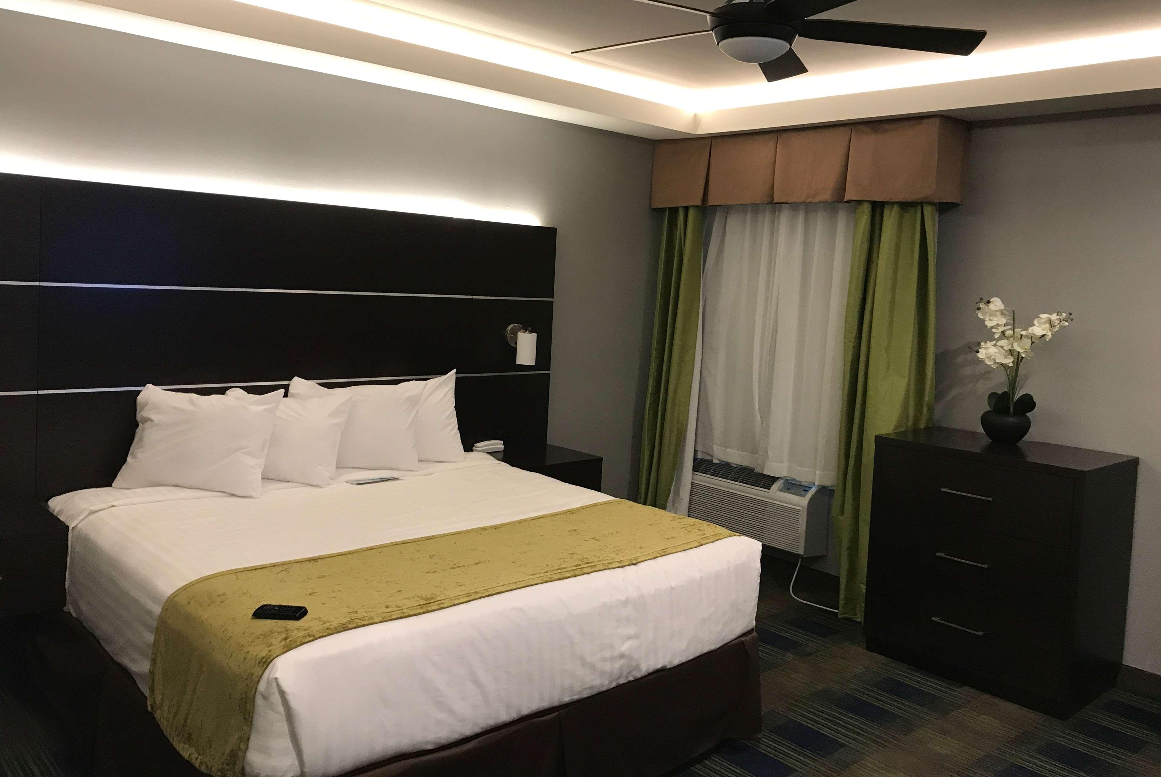 阿瑟港戴斯套房酒店 外观 照片